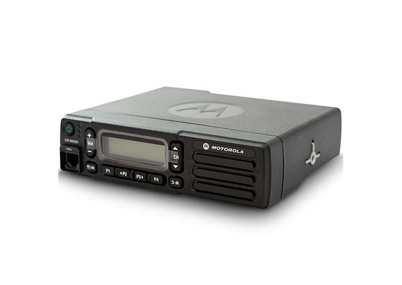 XIR M6660數(shù)字車載臺