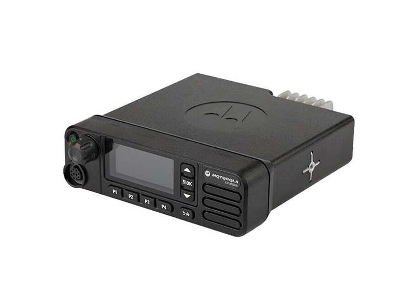 XIR M8668i數(shù)字車載臺